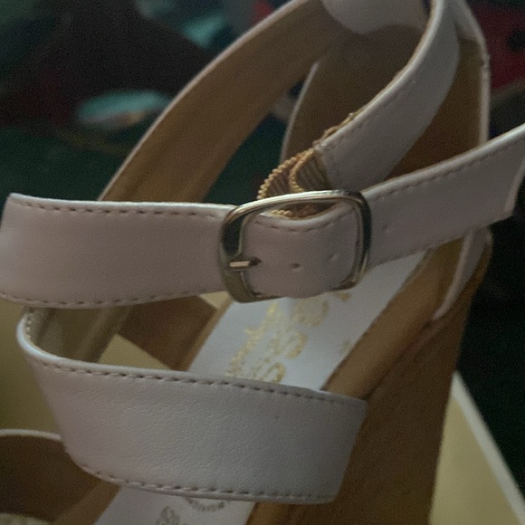 Platform sandals - Picture 5 of 5